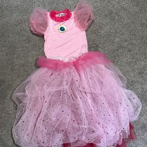Princess Peach 2 peace dress set (4/5y)